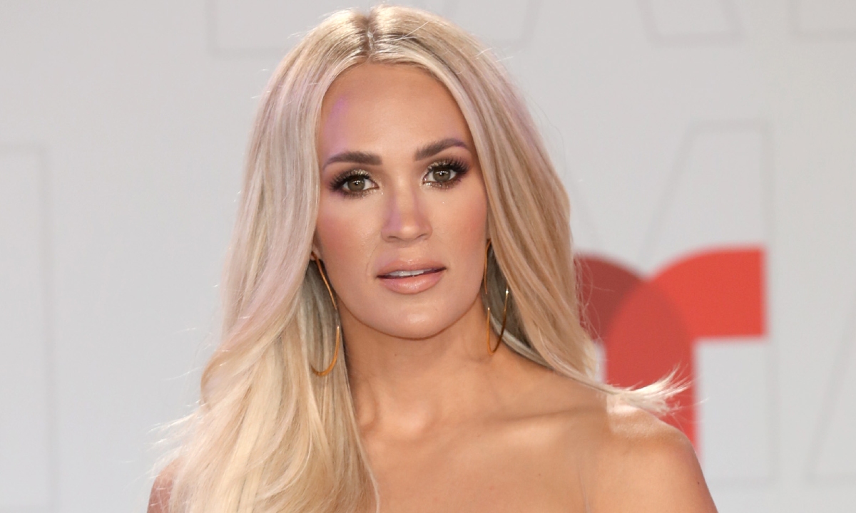 Carrie Underwood Wiki, Biography